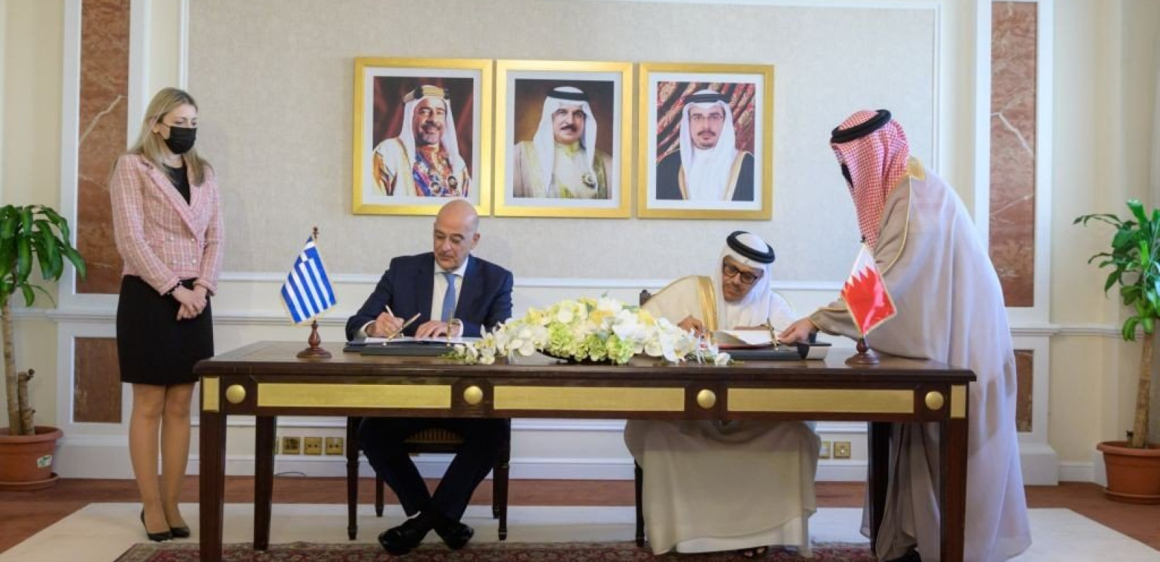 Δένδιας: «Στενότατες» οι σχέσεις Ελλάδας- Μπαχρέιν