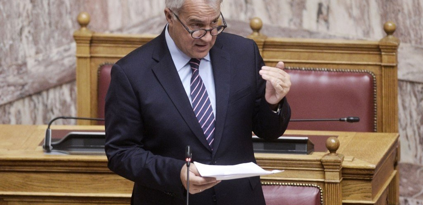 Πέρασε η τροπολογία για την κυβερνησιμότητα των δήμων μαζί με το νομοσχέδιο για την «Πολυεπίπεδη διακυβέρνηση»