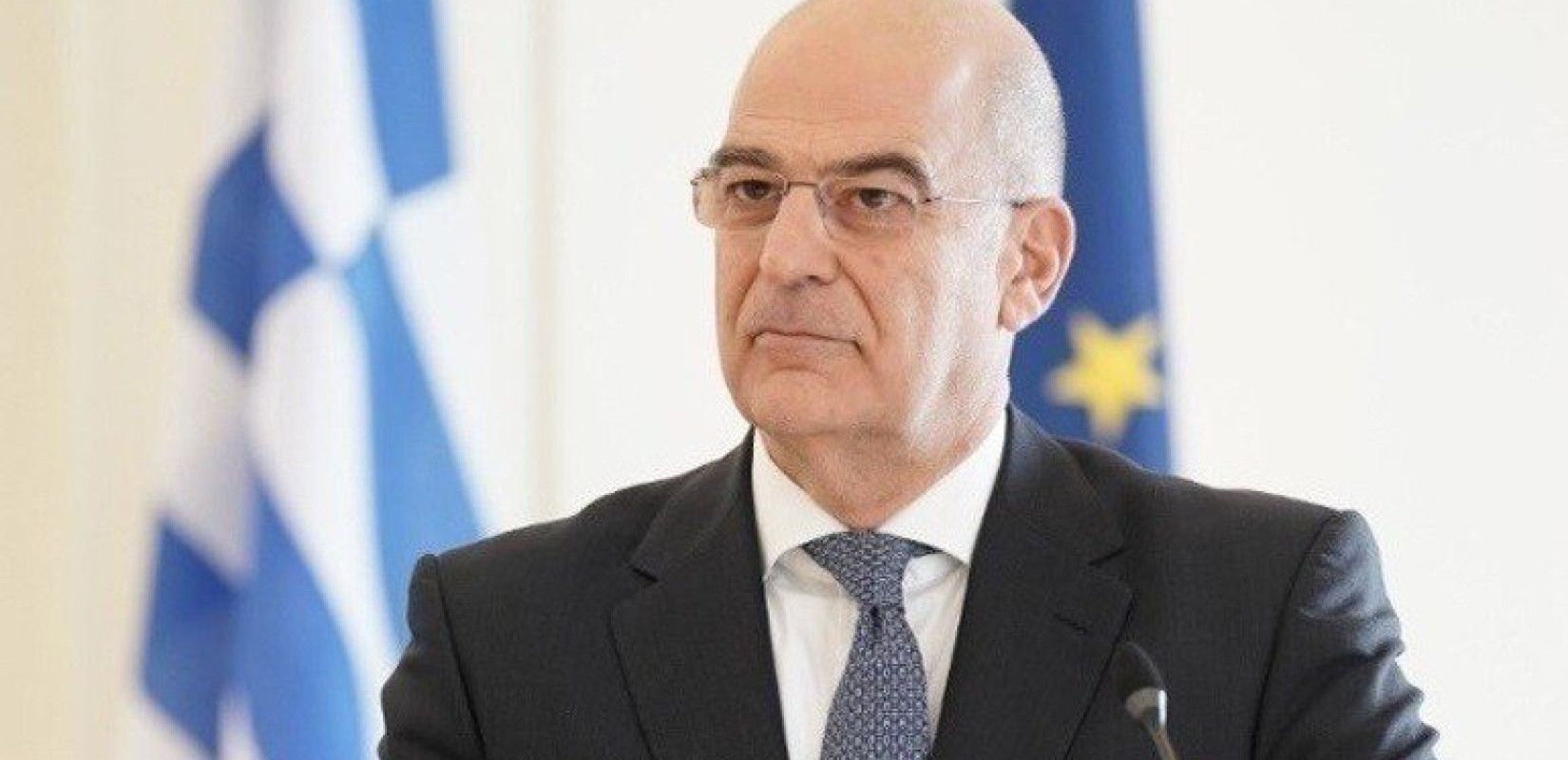 Ν. Δένδιας: Περιπέτεια στον αέρα για να φτάσει στο Άγιο Όρος - Τι συνέβη 