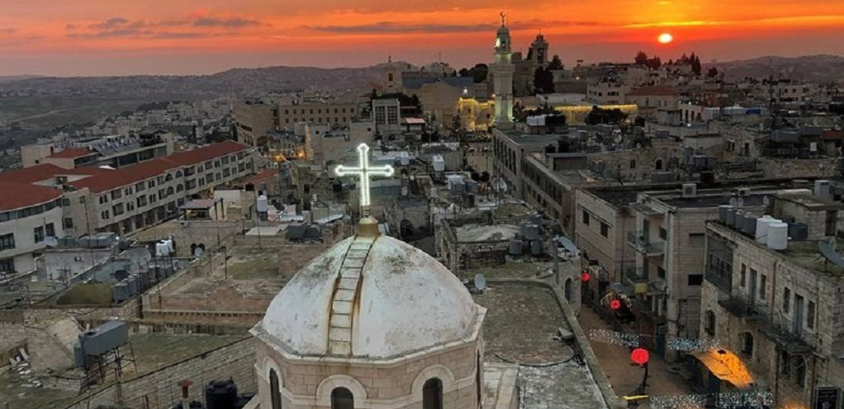 Η εκεχειρία στη Γάζα επαναφέρει διστακτικά το πνεύμα των Χριστουγέννων στη Βηθλεέμ