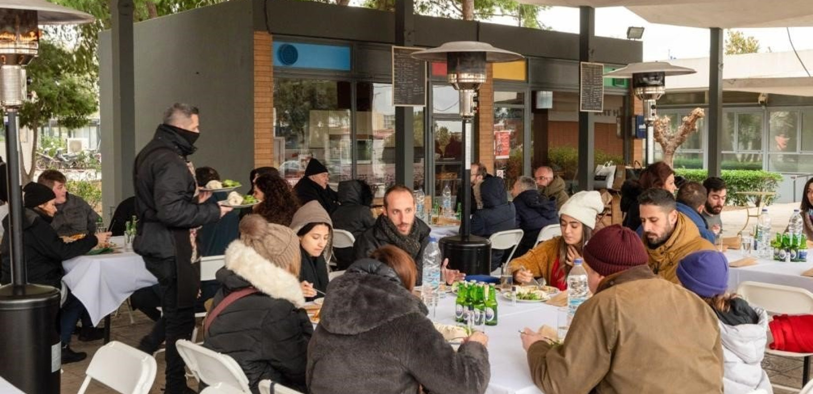 Γεύματα κοινωνικής ενσωμάτωσης από τον ΟΚΑΑ και την Food On Γεύματα κοινωνικής ενσωμάτωσης από τον ΟΚΑΑ και την Food On