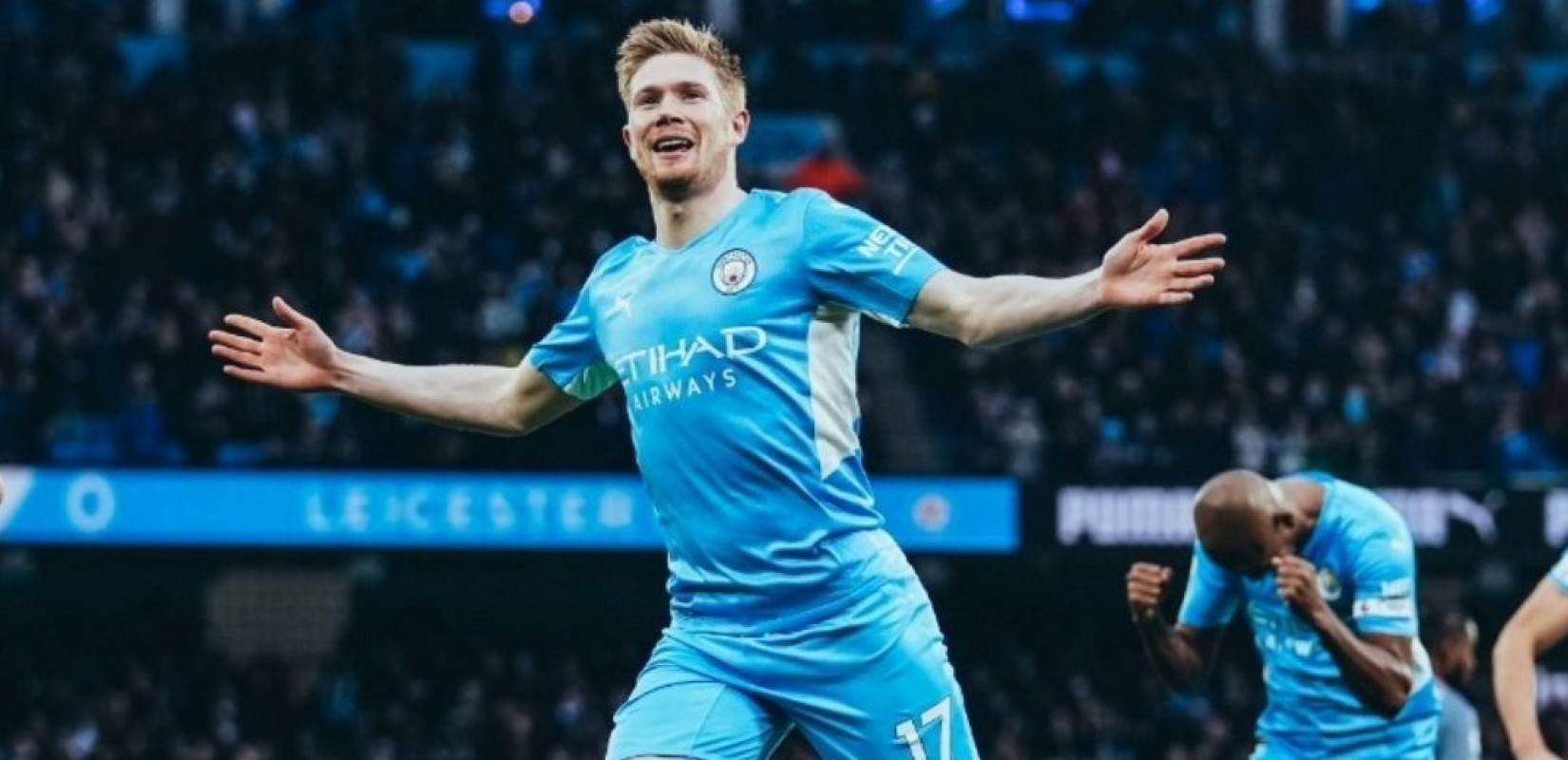 Αγγλία: Επική χριστουγεννιάτικη ματσάρα στο Μάντσεστερ (βίντεο)