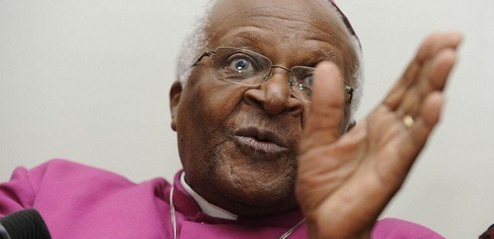 Πέθανε ο νομπελίστας Ντέσμοντ Τούτου, ήρωας του αγώνα κατά του απαρτχάιντ 