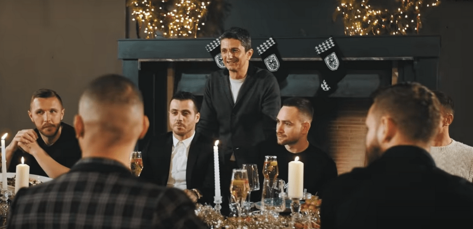 Το χριστουγεννιάτικο τρέιλερ του ΠΑΟΚ αποκαλύπτει ποιος έφαγε τα περισσότερα γλυκά (βίντεο)