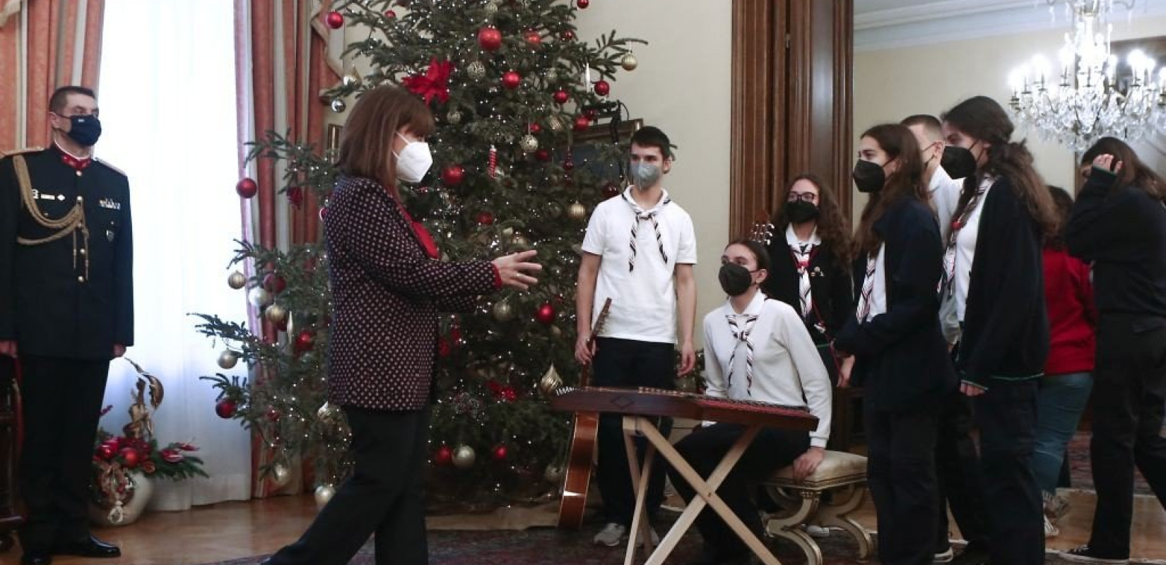 Πρωτοχρονιάτικα κάλαντα στην Κ. Σακελλαροπούλου