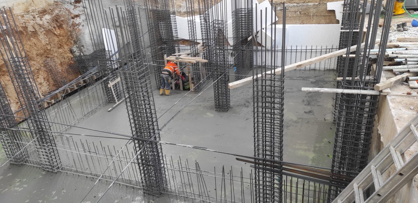 Μπήκαν οι... βάσεις για το νέο κτίριο της ΕΥΑΘ Παγίων Α.Ε.