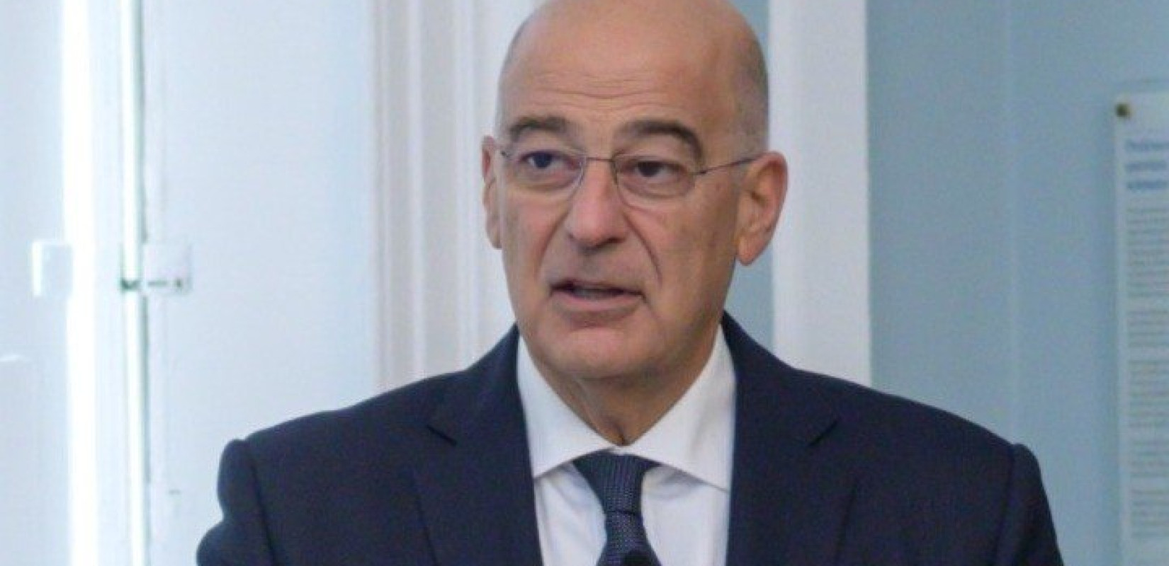 Νίκος Δένδιας: Θέτει τον εαυτό του επικεφαλής της ελληνικής αποστολής βοήθειας στη Μαριούπολη