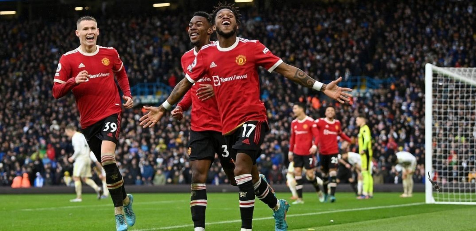 Αγγλία: Έπεφταν κορμιά στη ματσάρα του "Έλαντ Ροουντ", μεγάλο διπλό η Μάντσεστερ Γιουνάιτεντ (βίντεο)