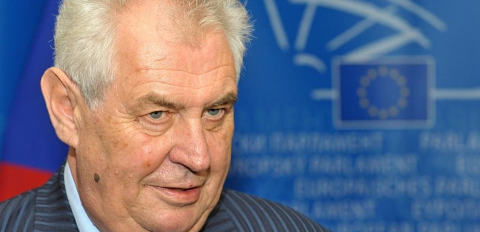 Μίλος Ζέμαν: Εκτός συστήματος Swift  για τις διεθνείς διατραπεζικές συναλλαγές να βγει η Ρωσία