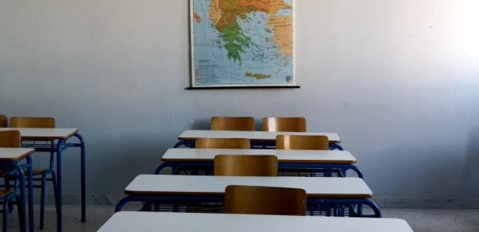 Αιγάλεω: Δημοτικό σχολείο παραμένει κλειστό - Διαμάχη του δήμου με τους κληρονόμους του Ζαμπέτα για το ακίνητο (βίντεο) Αιγάλεω: Δημοτικό σχολείο παραμένει κλειστό - Διαμάχη του δήμου με τους κληρονόμους του Ζαμπέτα για το ακίνητο (βίντεο)