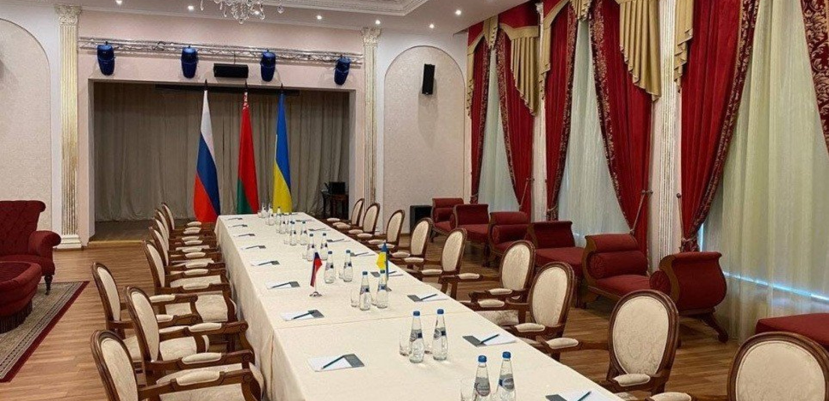 Αύριο οι κρίσιμες συνομιλίες Ρωσίας-Ουκρανίας: Το Κρεμλίνο προσέρχεται με εδαφικές διεκδικήσεις και το βλέμμα στις κυρώσεις