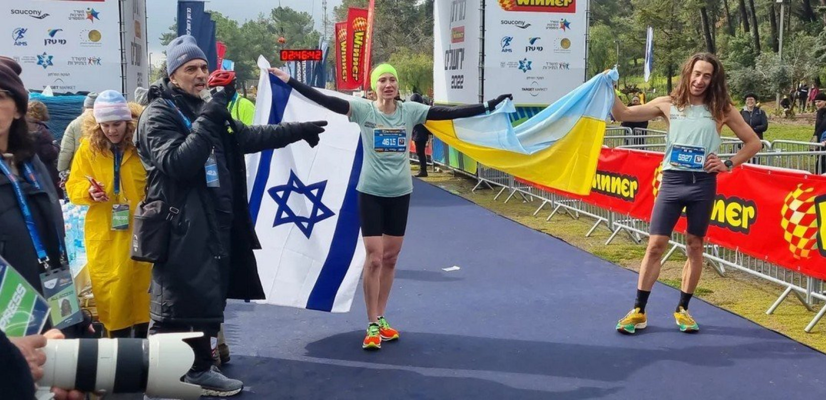 Ουκρανή πρόσφυγας νίκησε στον μαραθώνιο της Ιερουσαλήμ (βίντεο)