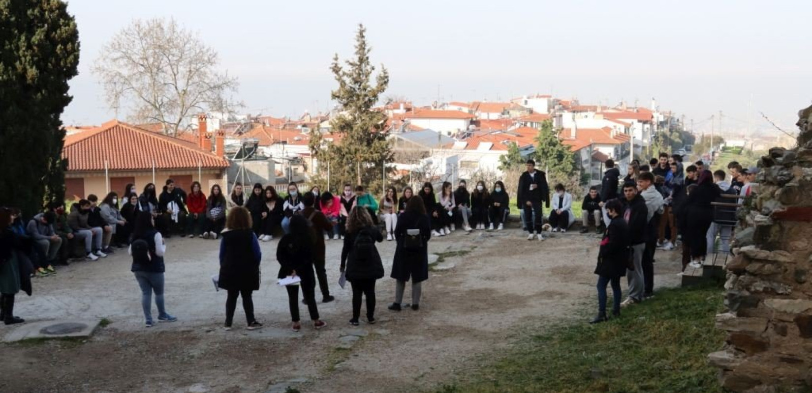 Η νέα γενιά στα μονοπάτια της ιστορίας και των προσφύγων του δήμου Νεάπολης Συκεών (φωτ.)