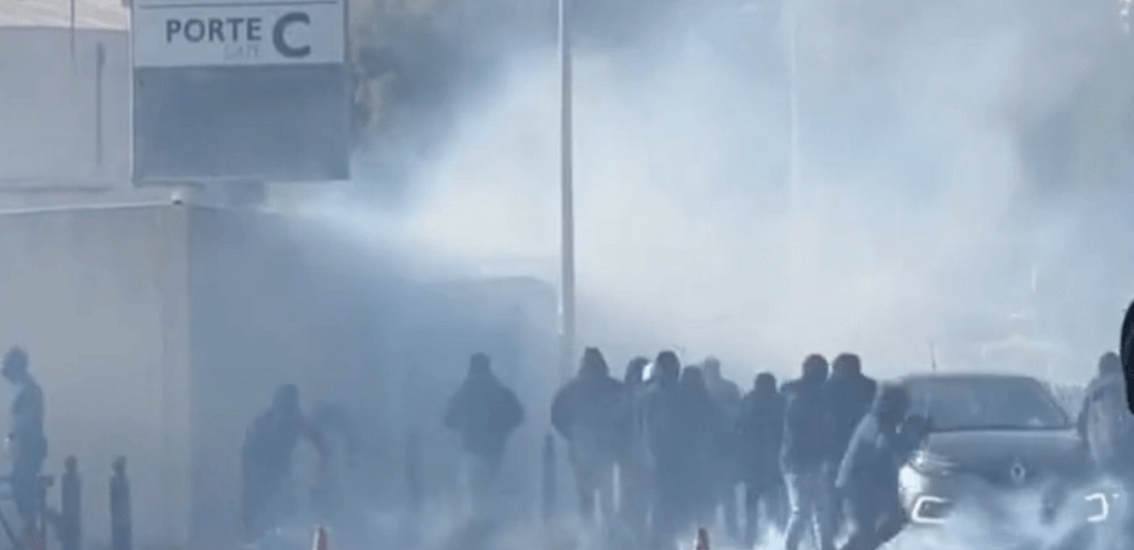 Μαρσέιγ - ΠΑΟΚ: Πολύ ξύλο και τραυματίες έξω από το «Βελοντρόμ» (βίντεο)