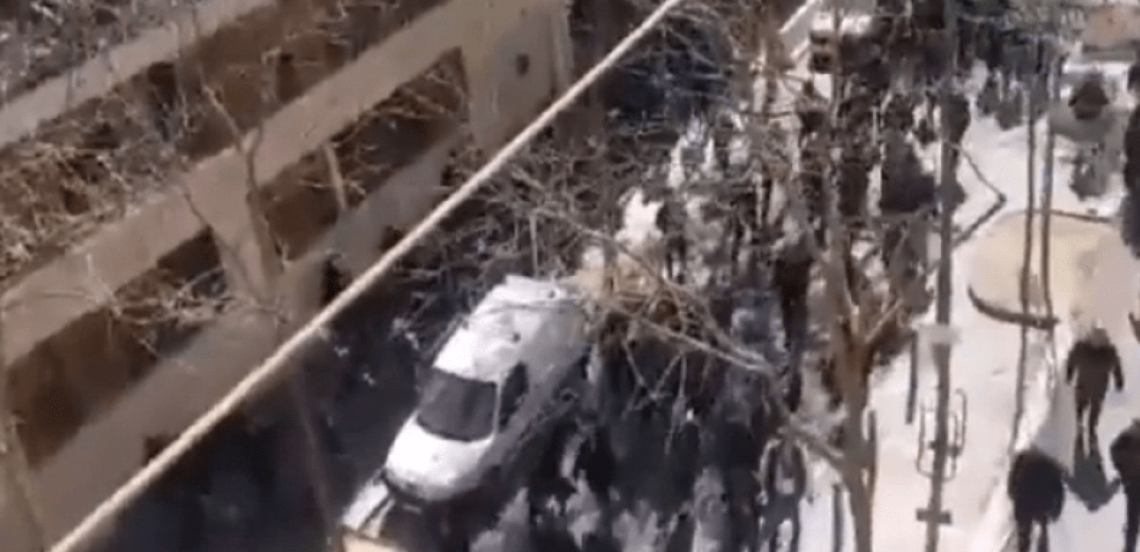 Πορεία οπαδών του ΠΑΟΚ και της Παρτιζάν στη Μασσαλία (βίντεο)