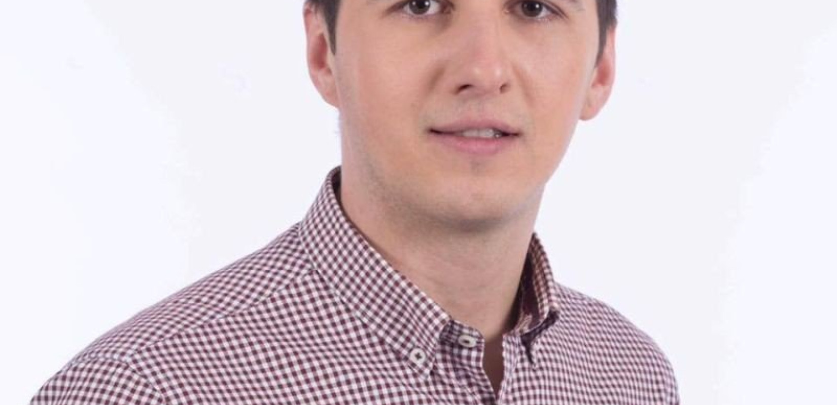 Μ. Κριθαρίδης: Η τοξική αστική δικαιοσύνη αφήνει ελεύθερο τον βιαστή ανηλίκων Δ. Λιγνάδη και εξοντώνει τον Γ. Μιχαηλίδη