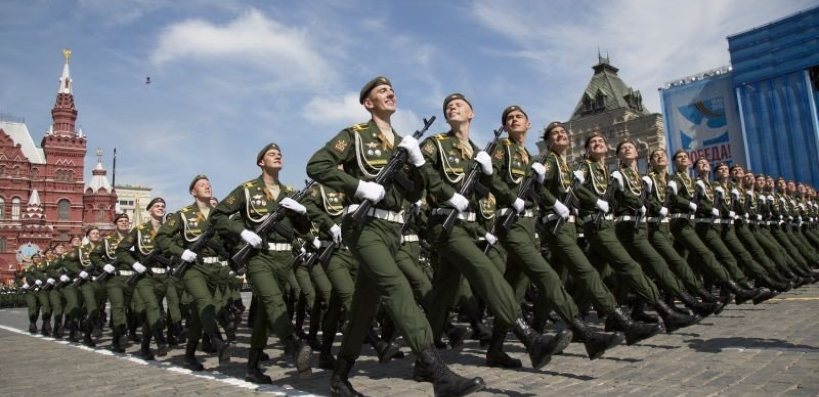 Ρωσία: Επιστράτευσαν ηλικιωμένους, ασθενείς και... μαίες 