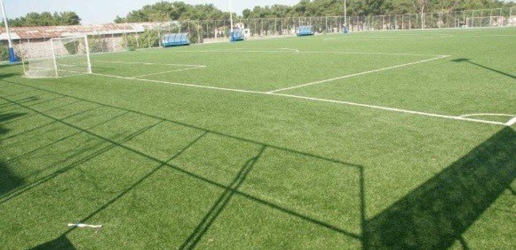 Κρήτη: Άγνωστοι όργωσαν και έσπειραν δημοτικό γήπεδο