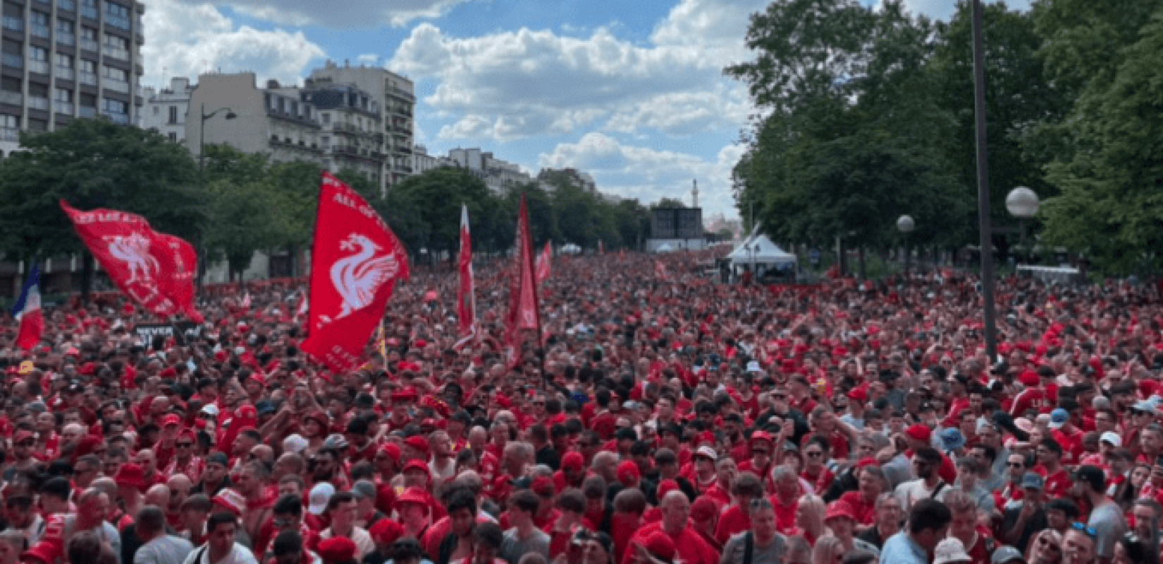 Λίβερπουλ: Κόκκινη λαοθάλασσα στο Παρίσι και αποθέωση για... Τσιμίκα (βίντεο)