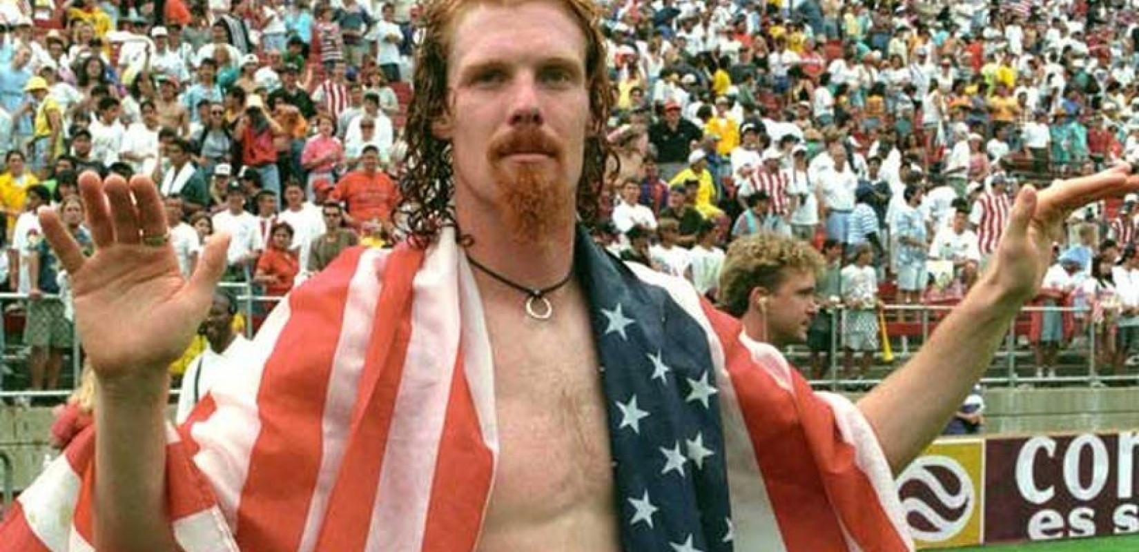 Αλέξης Λάλας: Ο Ελληνοαμερικανός ποδοσφαιριστής και ροκάς (βίντεο)