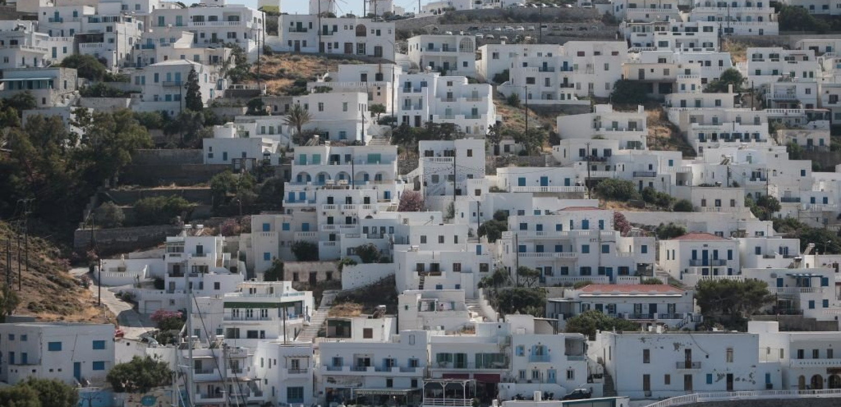 ΔΕΗ Ανανεώσιμες: Ανέλαβε την κατασκευή του υβριδικού σταθμού ΑΠΕ στην Αστυπάλαια