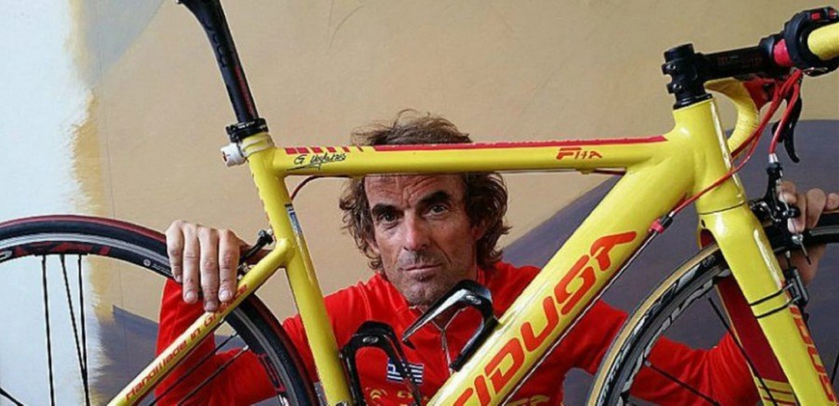 Το ακατάρριπτο ρεκόρ Γκίνες του "σύγχρονου Δαίδαλου" Κανέλλου Κανελλόπουλου (βίντεο)