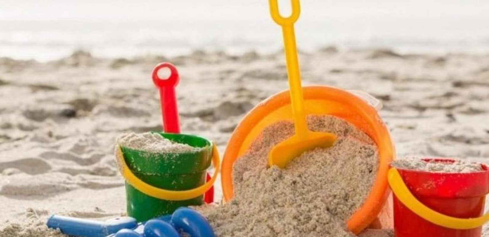 Πώς να προστατεύσετε τα παιδιά σας στην παραλία  Πώς να προστατεύσετε τα παιδιά σας στην παραλία