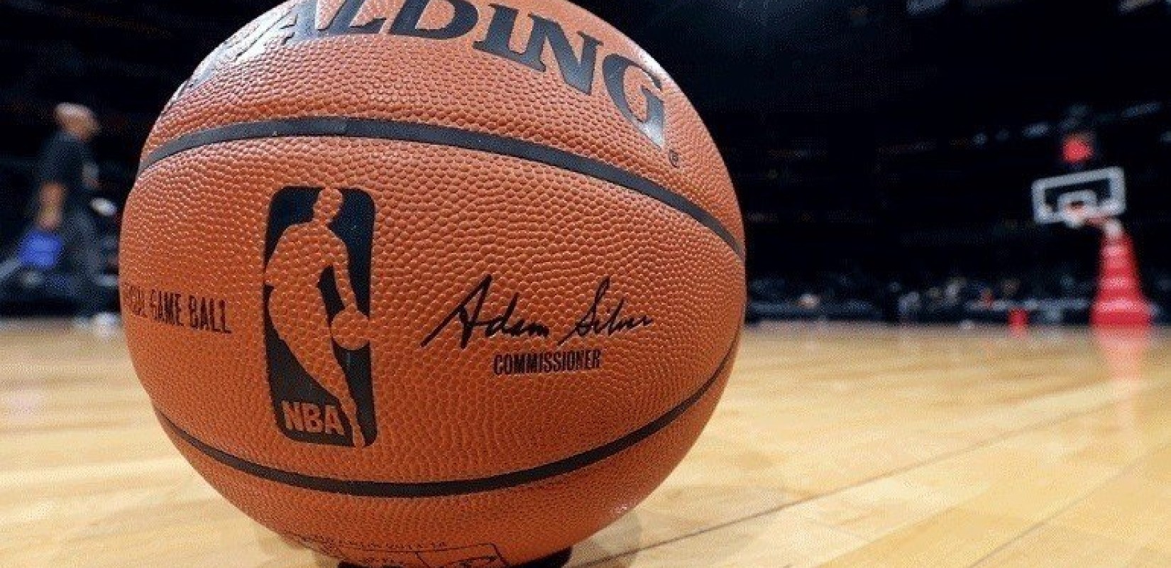 ΝΒΑ: Ελληνικής καταγωγής υπάλληλος των Σανς παραιτήθηκε και κατήγγειλε μισογυνισμό