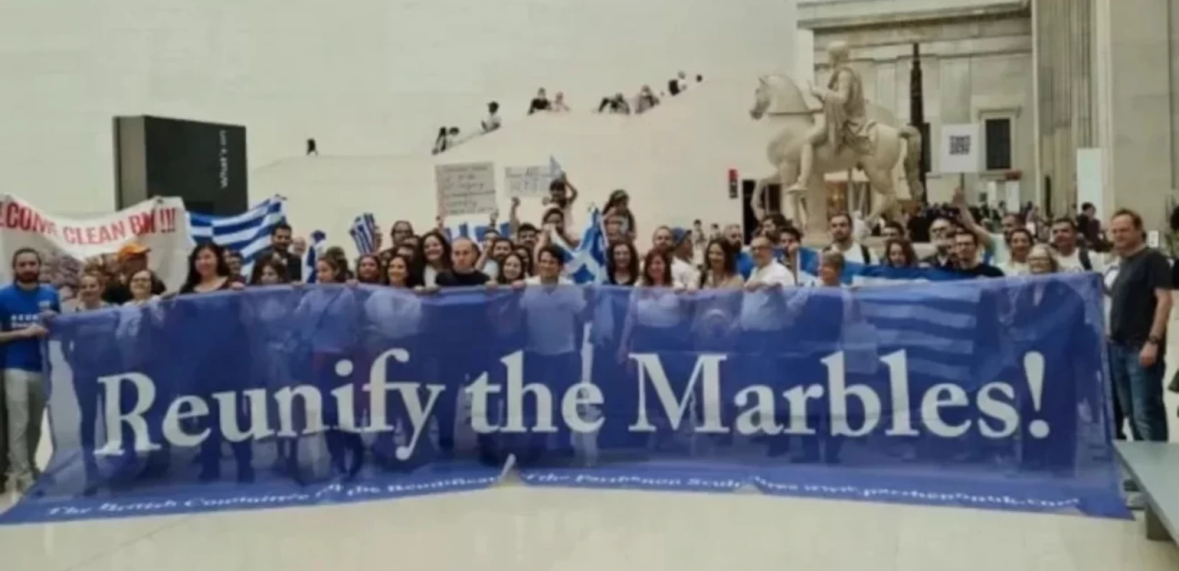 Διαμαρτυρία από Έλληνες και Βρετανούς για την επιστροφή των Γλυπτών του Παρθενώνα