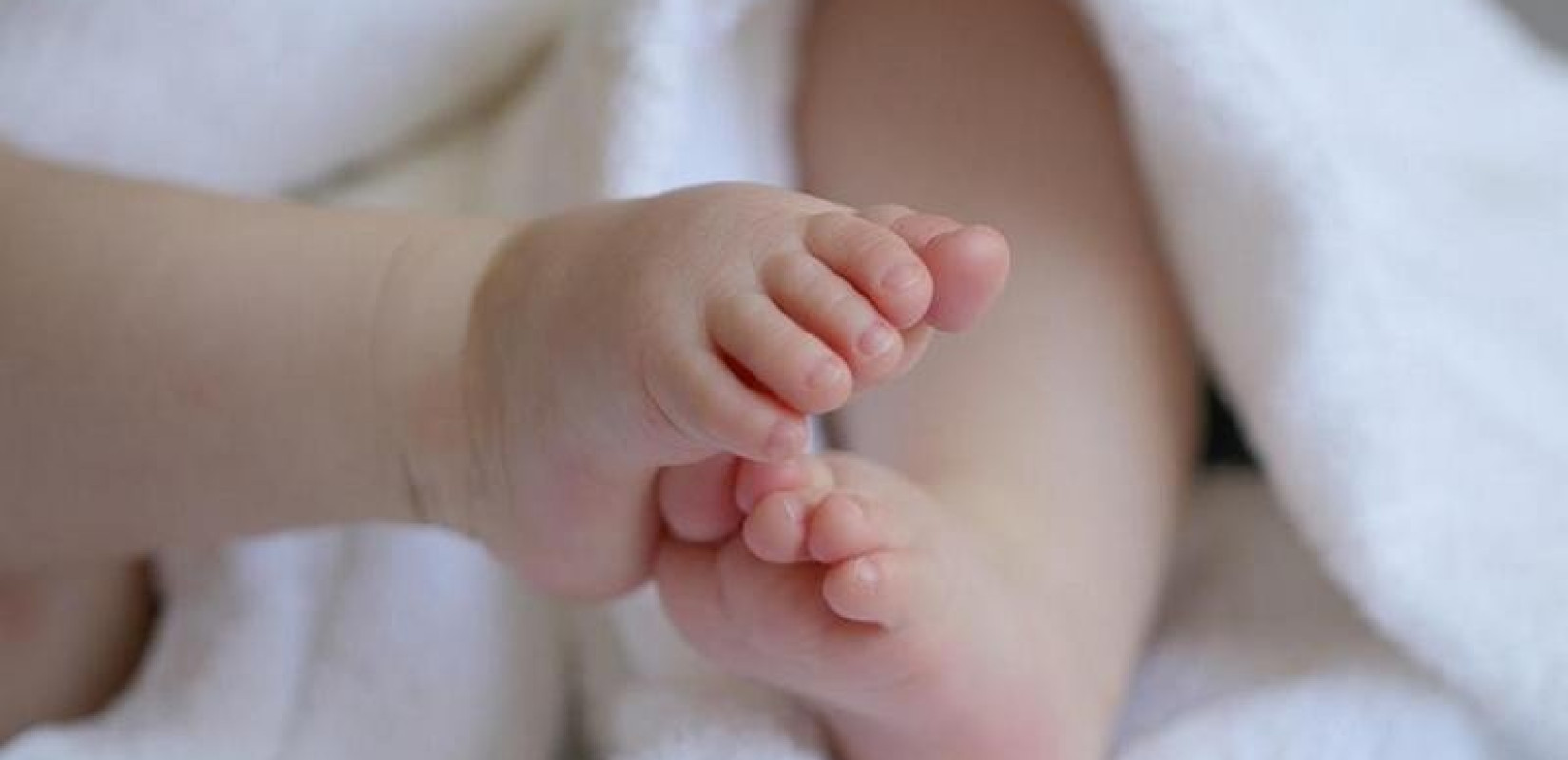 Υπογεννητικότητα: Ποια τα αποτελέσματα για την Ελλάδα - Οι σύγχρονες μέθοδοι στον τομέα της υποβοηθούμενης αναπαραγωγής