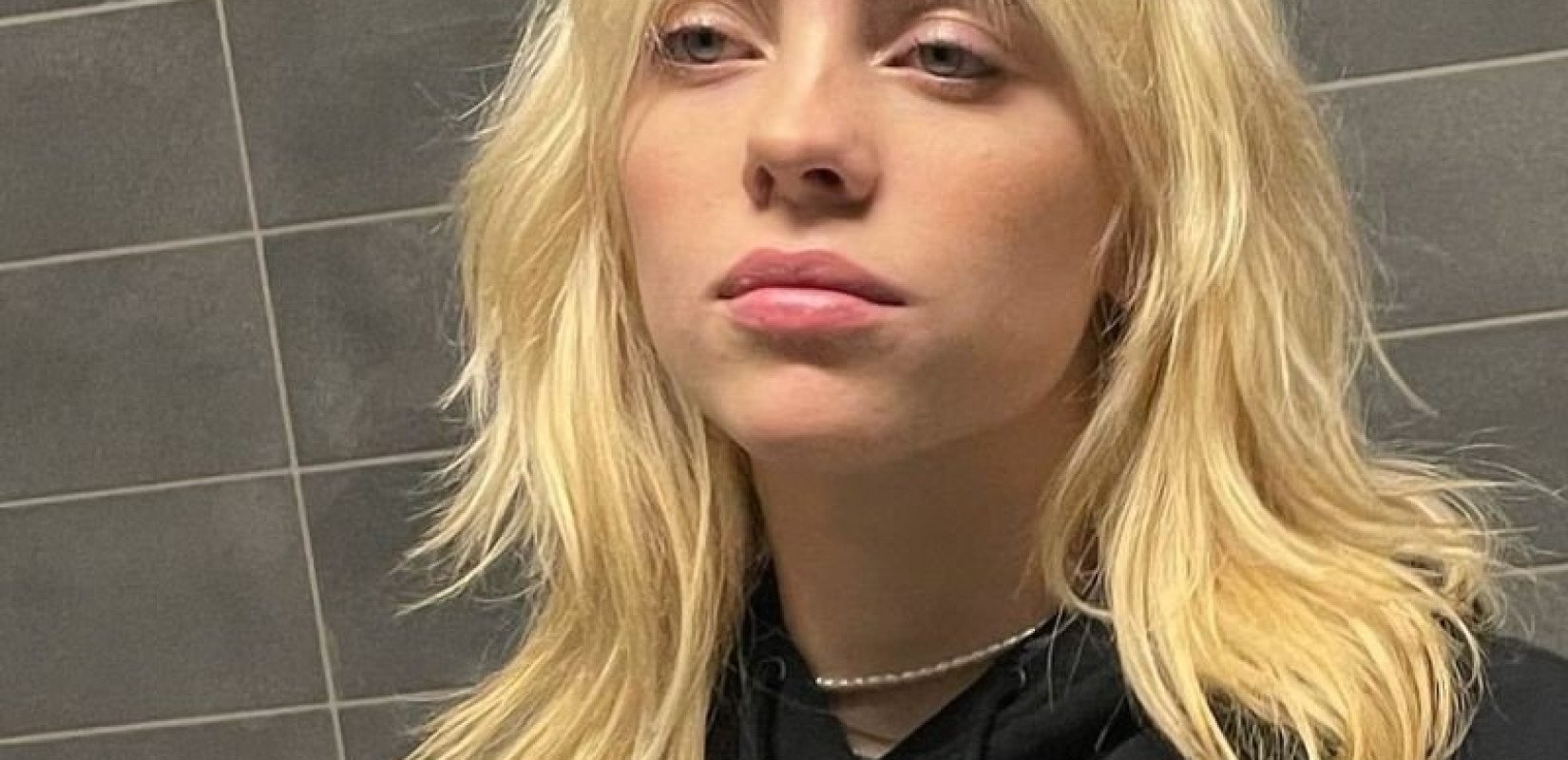 Αντιδρούν οι φανς της Μπίλι Άιλις για το νέο κέρινο ομοίωμά της σε Μουσείο του Χόλιγουντ