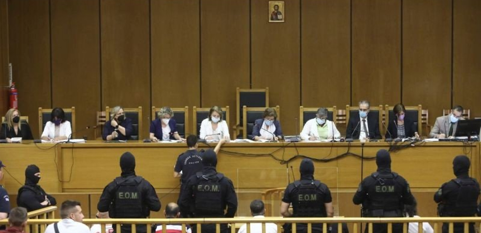 Δίκη Χρυσής Αυγής: Οι άνθρωποι που «ήταν εκεί» λίγο πριν τη δολοφονία Φύσσα καταθέτουν σήμερα
