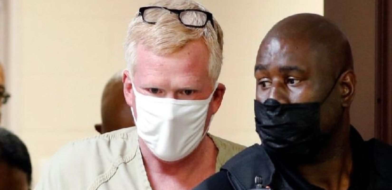 ΗΠΑ: Μεγαλοδικηγόρος κατηγορείται ότι σκότωσε τη σύζυγό του και τον ένα γιο τους