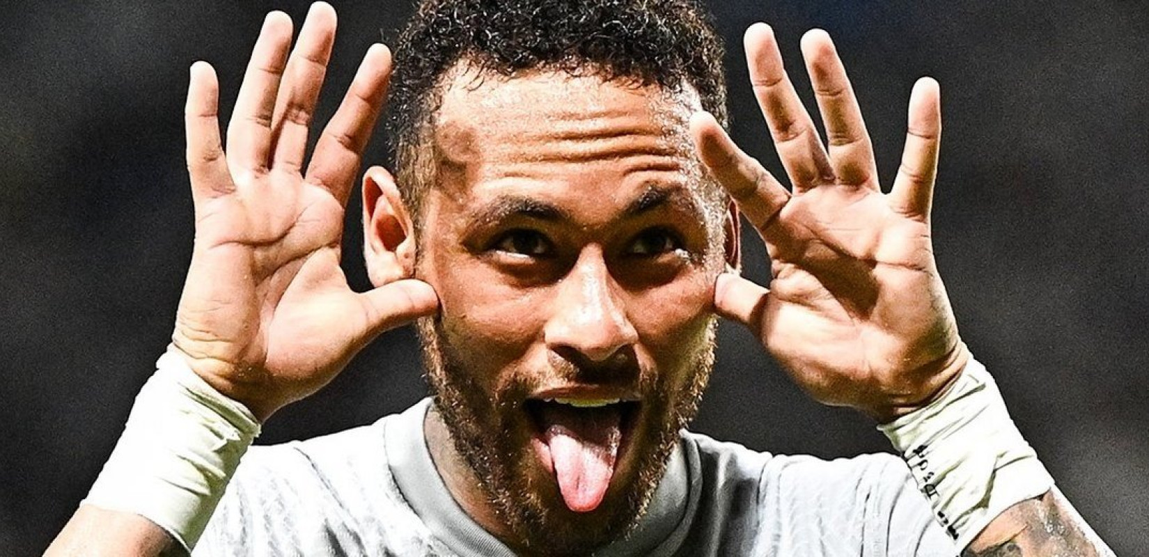 Ελεεινό «θέατρο» από τον Νεϊμάρ στη φιλική νίκη της Παρί Σεν Ζερμέν στην Ιαπωνία (βίντεο)