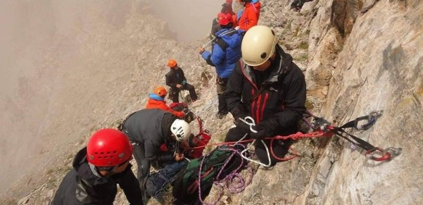 Όλυμπος: Σε εξέλιξη επιχείρηση για την διάσωση δύο ορειβατών