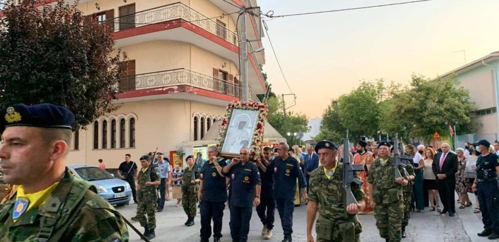 Η πόλη του Λαγκαδά τίμησε τη μνήμη της προστάτιδάς του Αγίας Παρασκευής