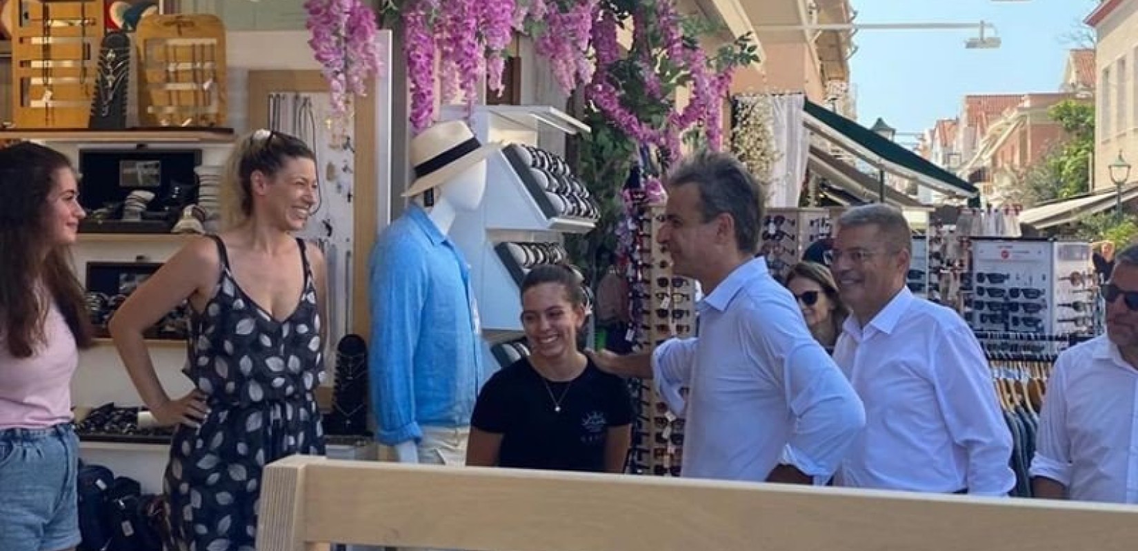 Μητσοτάκης από Κεφαλονιά: Βαίνουμε προς μια τουριστική περίοδο καλύτερη κι από το 2019 (βίντεο)