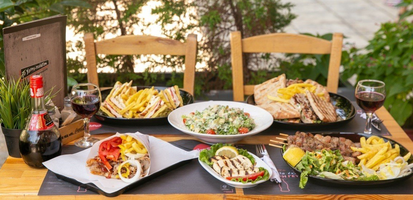 Στο Χοιρο-ποίητον το κρέας πρωταγωνιστεί