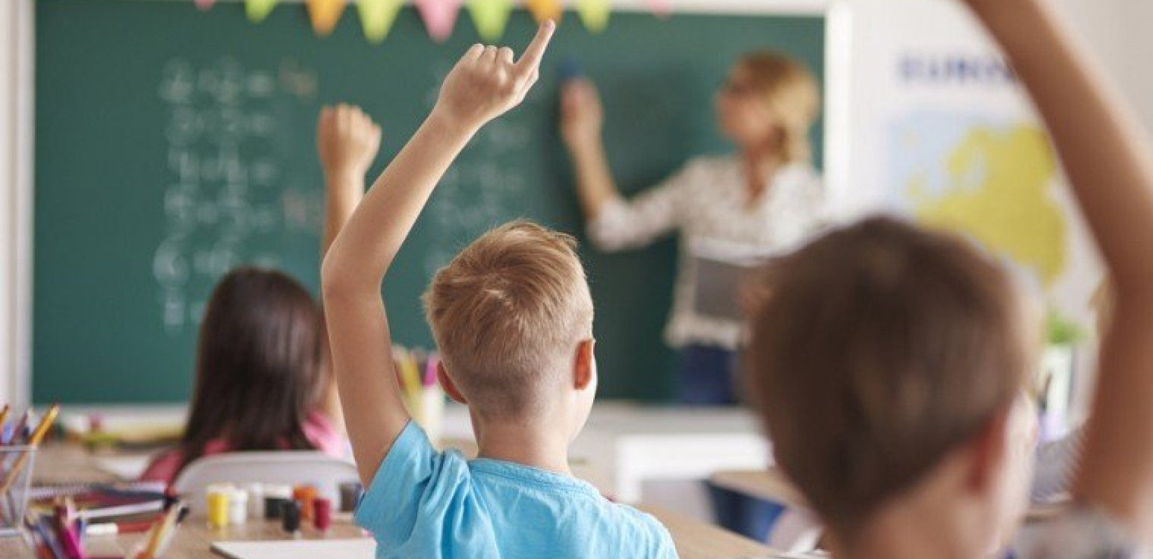Χανιά: Δασκάλα κατήγγειλε πως της έκοψαν ρεύμα και νερό για να τη διώξουν, ενόψει τουριστικής σεζόν