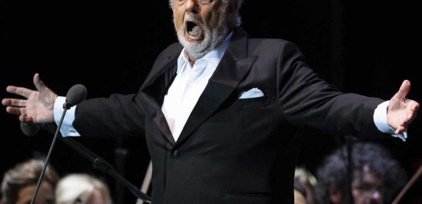 Ο τενόρος Πλάθιντο Ντομίνγκο φέρεται να εμπλέκεται σε οργάνωση σεξουαλικής εκμετάλλευσης ανηλίκων (βίντεο)