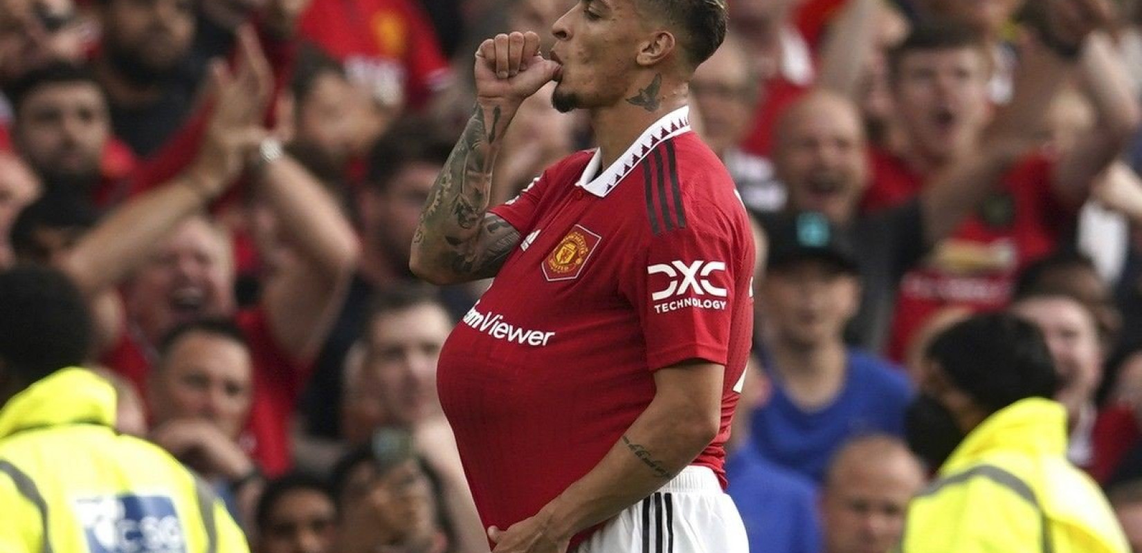 Αγγλία: Αγριεμένοι "μπέμπηδες" παρέσυραν την Άρσεναλ (βίντεο)