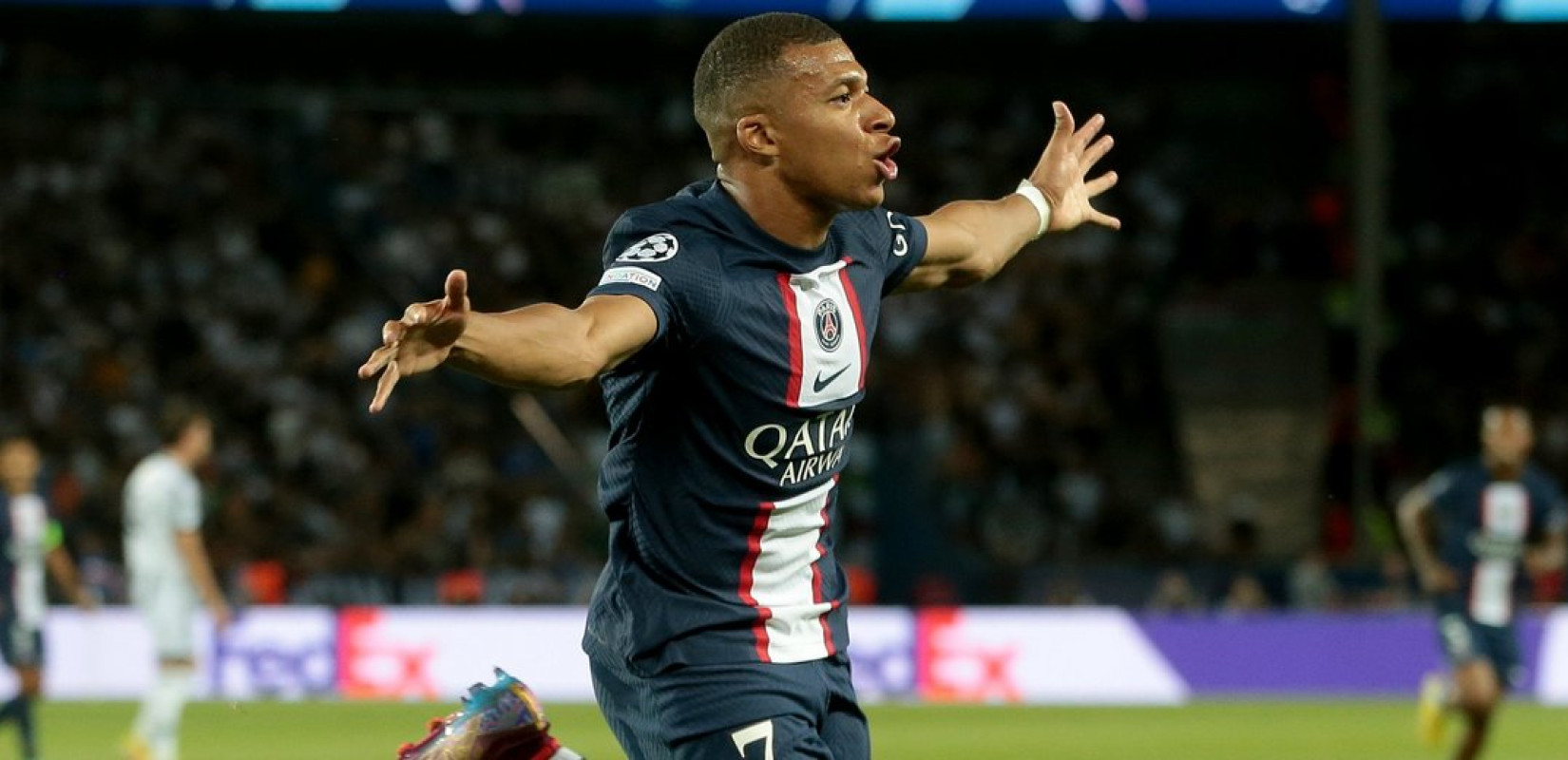 Πρωτοχρονιάτικη ποδοσφαιρική δράση σε Αγγλία και Γαλλία - Πού θα δείτε τους αγώνες