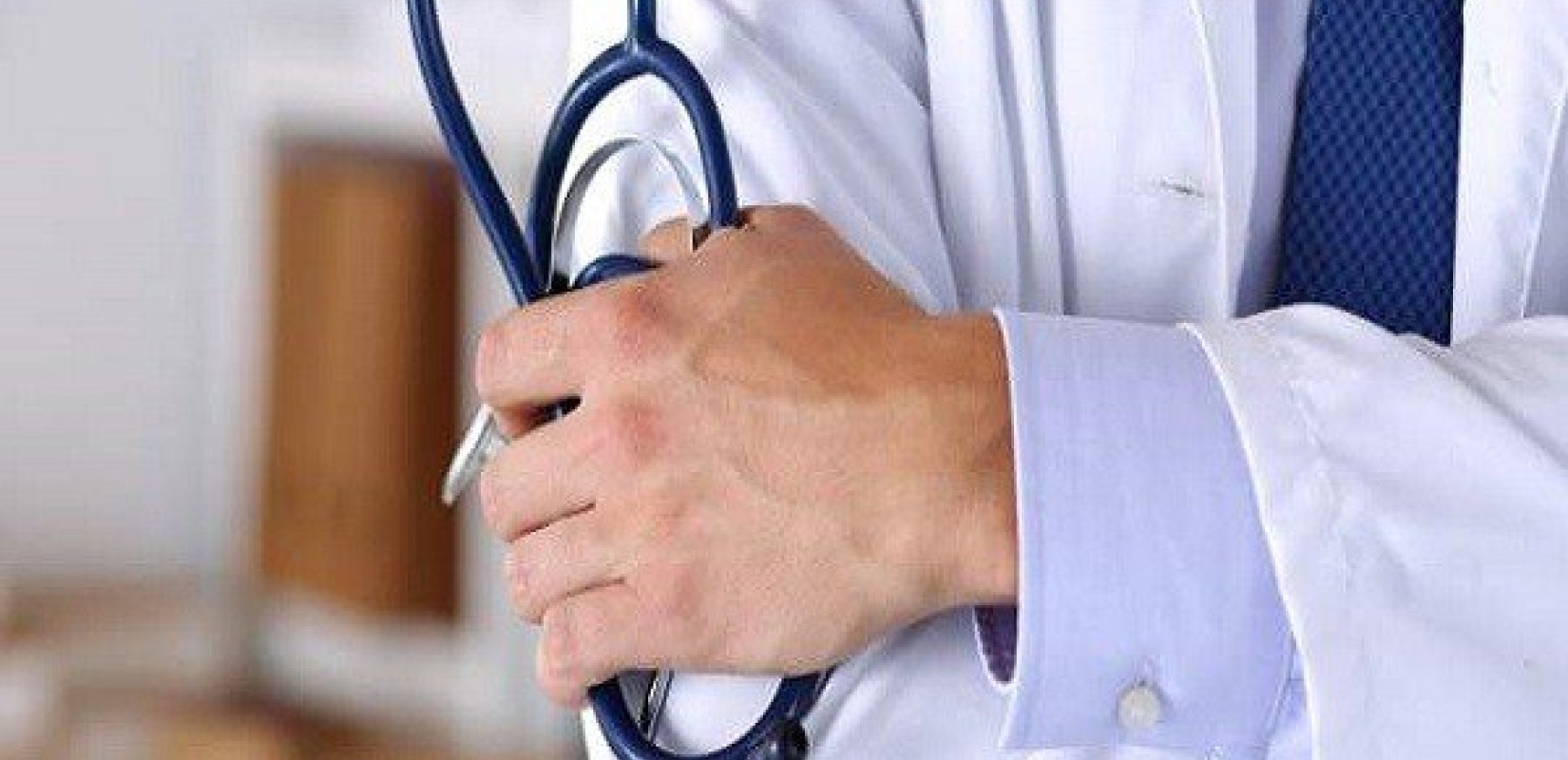 Το ΙΣΘ ζητά το «πάγωμα» της ψήφισης του νομοσχεδίου για τις αλλαγές στο ΕΣΥ