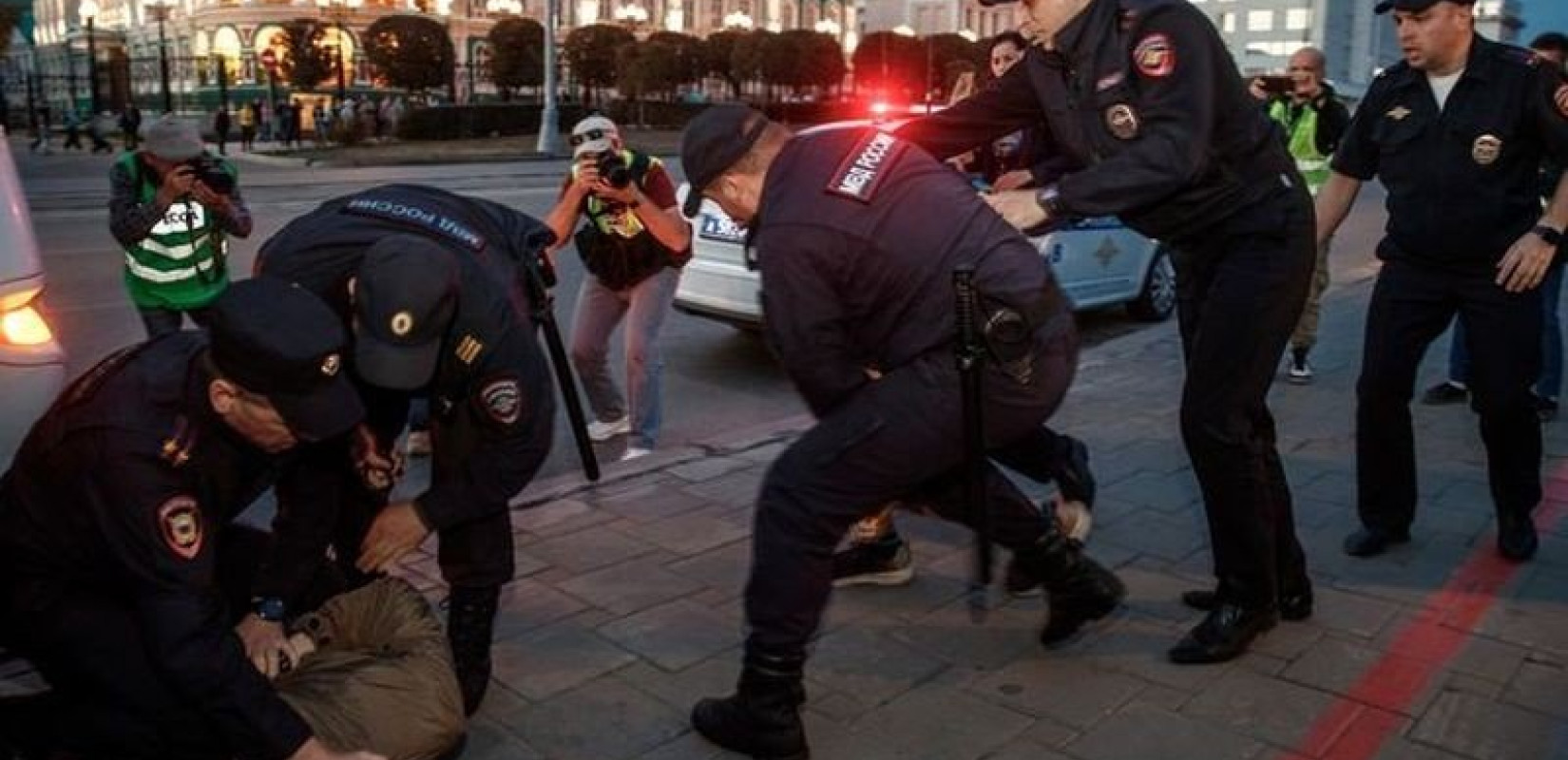 Τσετσενία: Τον υποχρέωσαν να ξυλοκοπήσει τη γυναίκα του και επιστράτευσαν το γιο του - Πέθανε από καρδιακή προσβολή