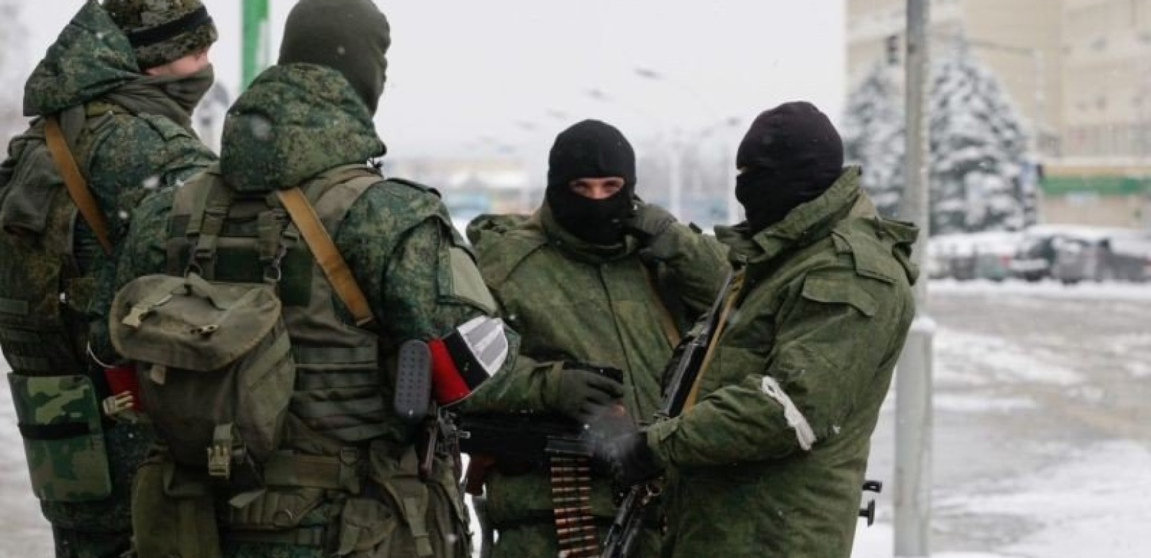Ρώσοι φασίστες πολεμούν μαζί με τους Ουκρανούς μέσω του ηγέτη των Ρώσων χούλιγκανς