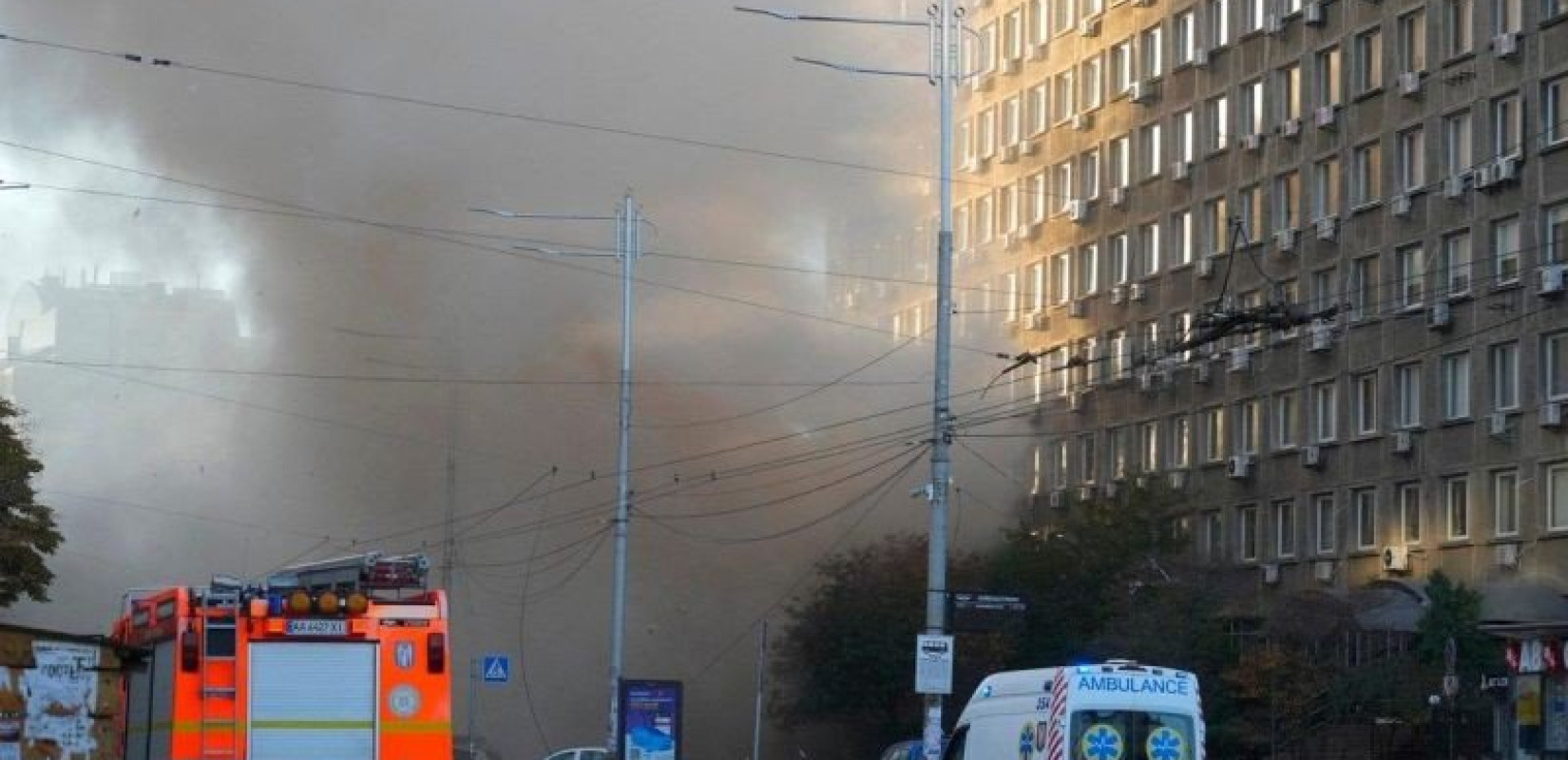 Ουκρανία: Βομβαρδισμοί στο Κίεβο - Ελληνίδα δημοσιογράφος τρέχει να να γλιτώσει από drone - καμικάζι (βίντεο)