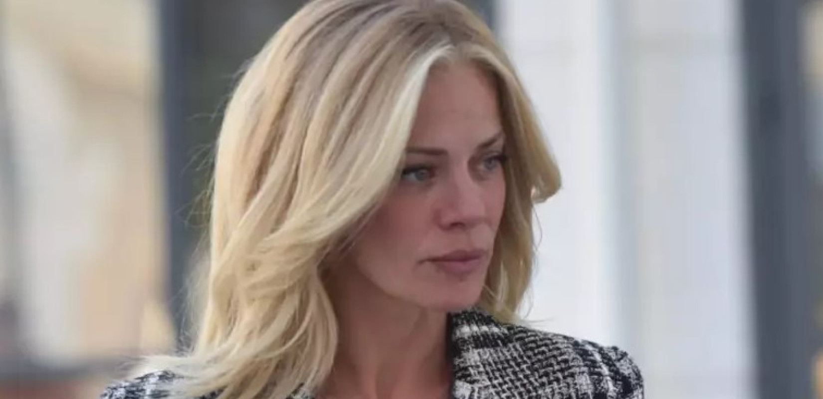 Δίκη Φιλιππίδη: Η κατάθεση της Ζέτας Μακρυπούλια και η αντίδρασή της μπροστά στις κάμερες (βίντεο)