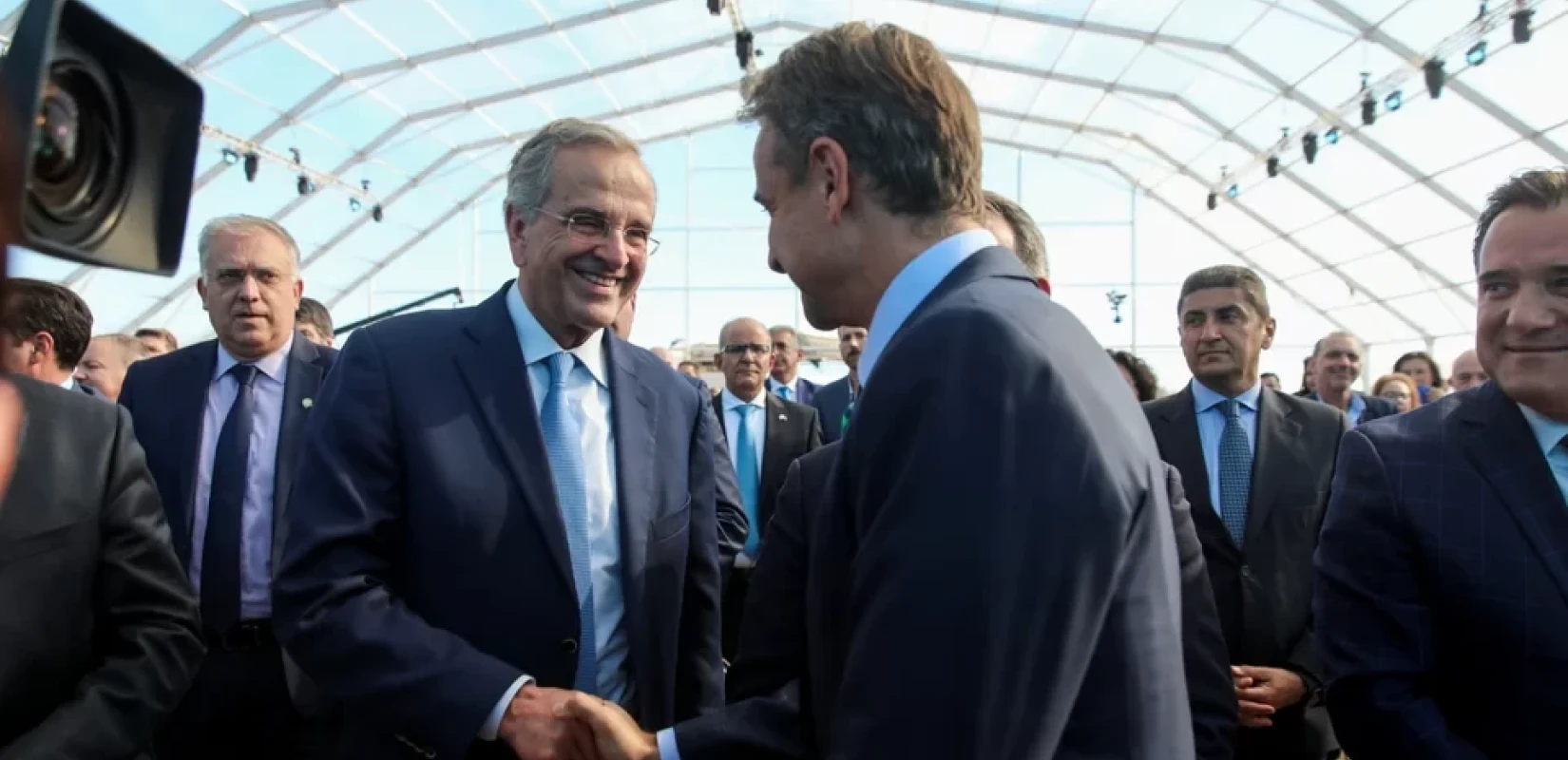 Ελληνικό και... Πειραιάς, έφεραν πιο κοντά Μητσοτάκη - Σαμαρά