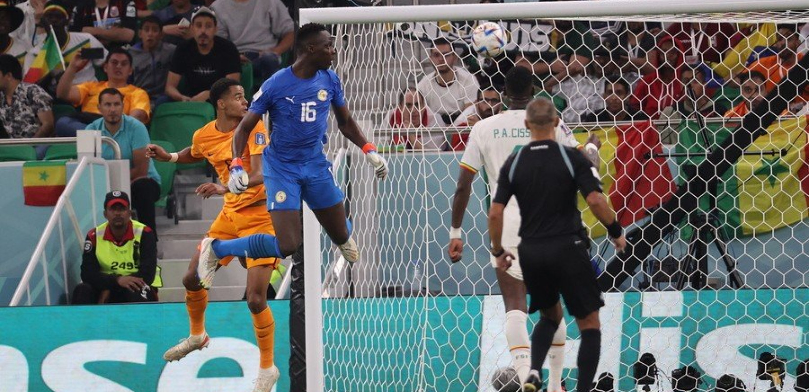 Σενεγάλη - Ολλανδία 0-2: Οι «τουλίπες» άνθισαν στο τελευταίο 15λεπτο (βίντεο)