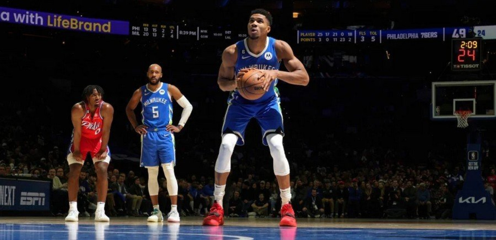 ΝΒΑ: Μπακς και Αντετοκούνμπο έφαγαν πολύ ξύλο (βίντεο)